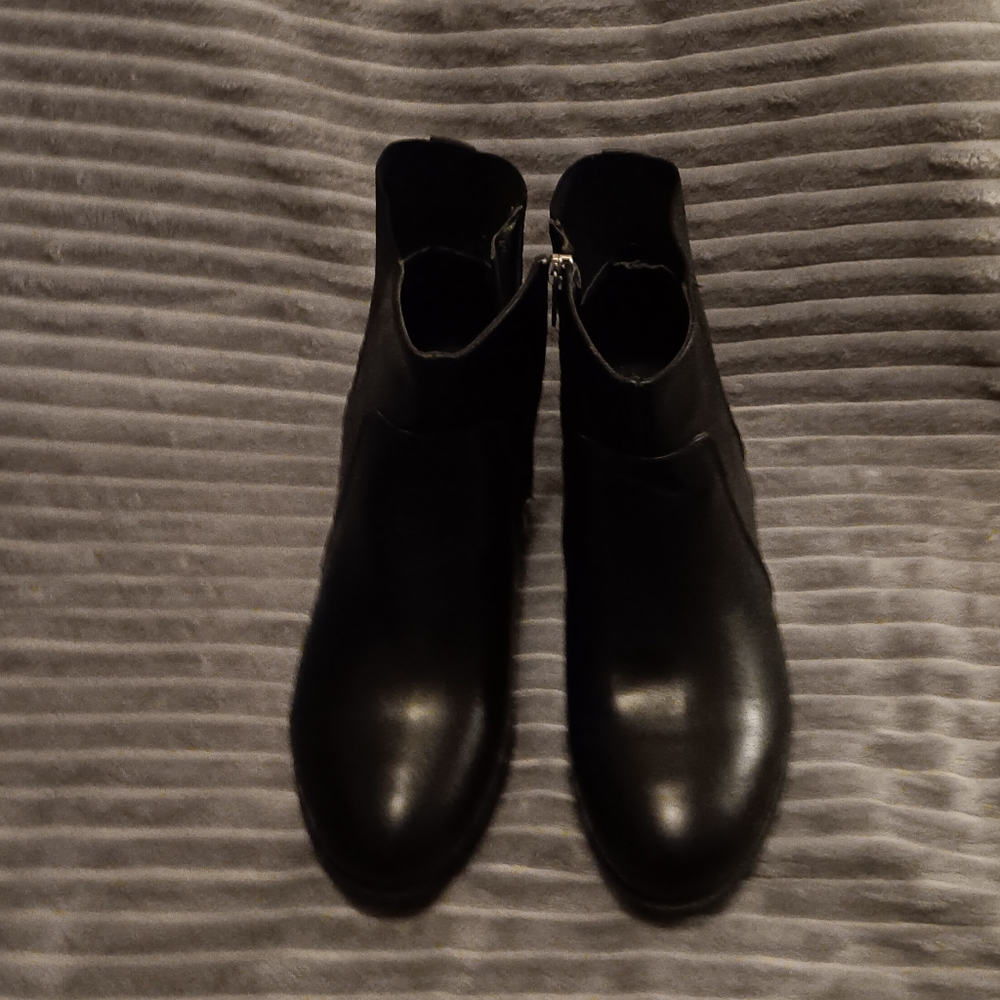 Ankle boots